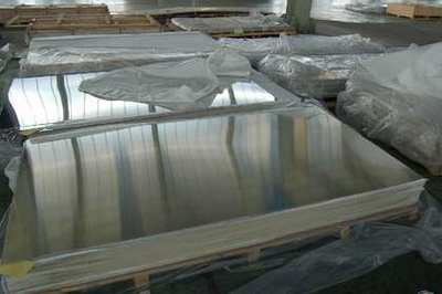 鋁板 現(xiàn)代工業(yè)中的關(guān)鍵材料